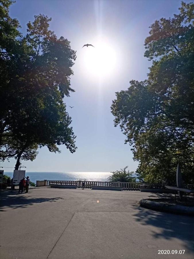 Вселена Lägenhet Varna Exteriör bild